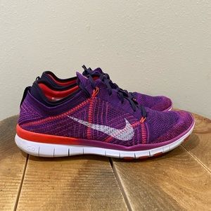 Womens Nike free Tr 5.0 Flyknit hyper violet